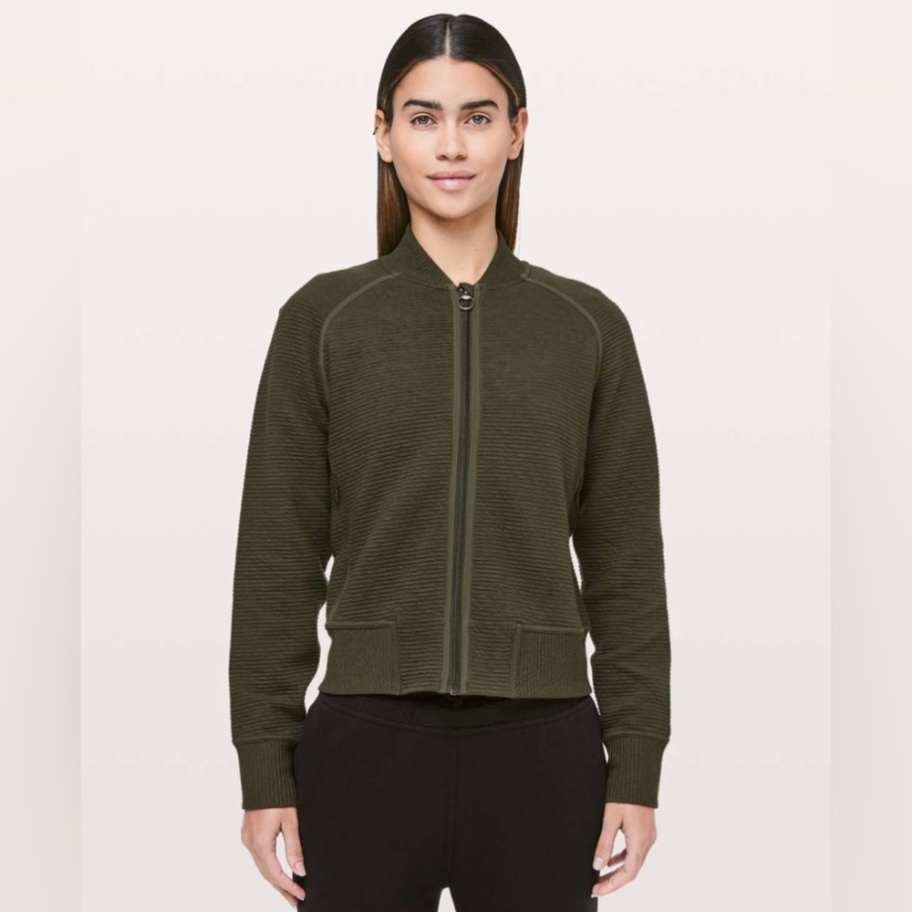 Lululemon On Repeat Bomber